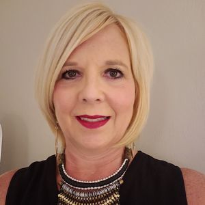 Meet your Posher, Sheila
